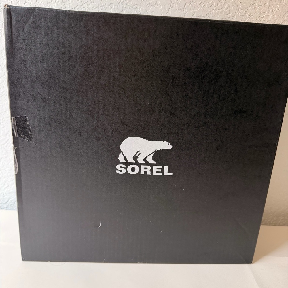 Sorel Youth Flurry Pink and Black Boots - Picture 3 of 11